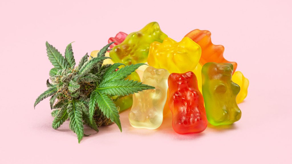 Exploring the Different Forms of Delta 8 Products: Gummies vs. Tinctures