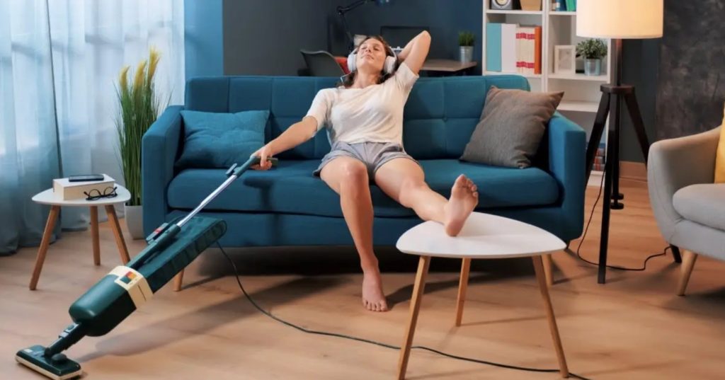 10 Daily Habits for a Spotless Home