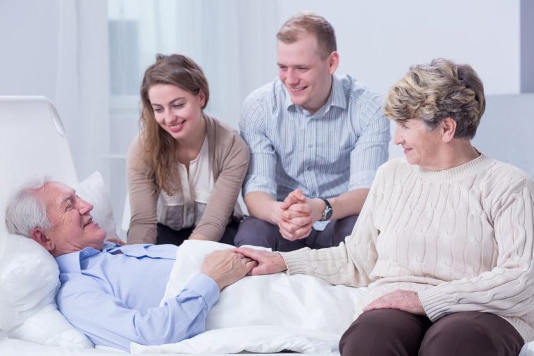 How Hospice Care Supports Families Emotionally